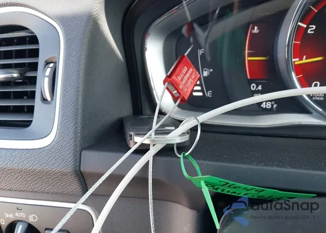 2018 Volvo S60 Inscription T5 из США, поврежденный, VIN LYV402TK3JB168956